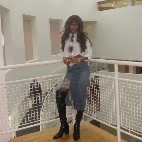 Meet your Posher, Daveigh - Picture 1 of 6